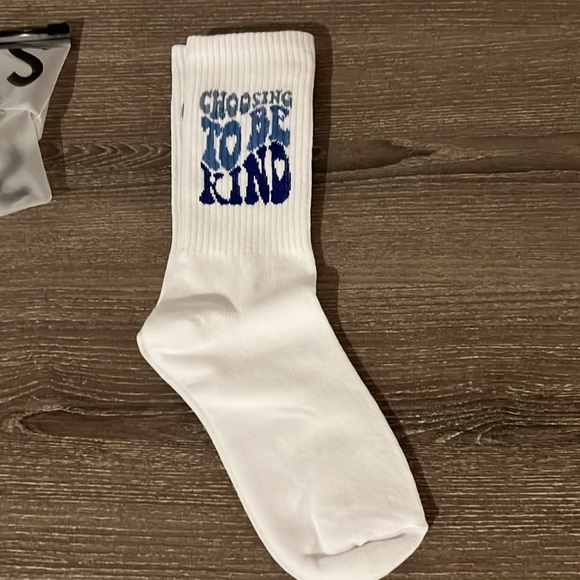 New "Love Never Fails" and “Choosing to be Kind” Socks - Picture 6 of 7